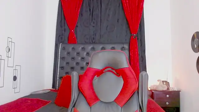 misslombana online show from September 2025 04:23:01 AM