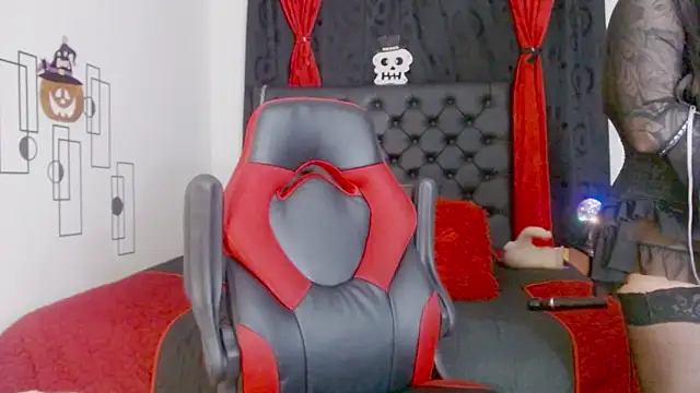 misslombana online show from October 2025 05:25:01 AM