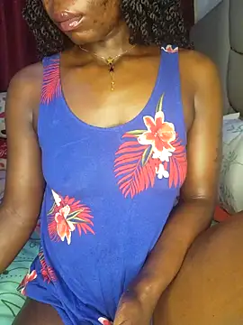 NicRaisaa online show from May 2026 05:04:01 AM