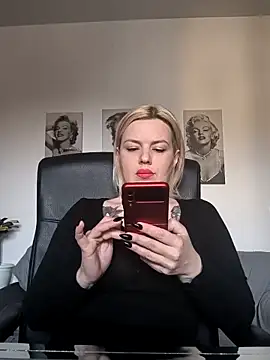 Ladykaos online show from March 2026 01:17:02 PM