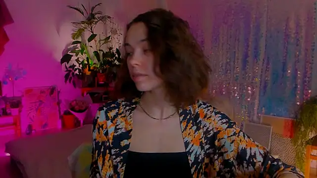 Snapshot of poli__ chatting on January 2025 08:47:01 PM poli online show from January 2025 08:47:01 PM