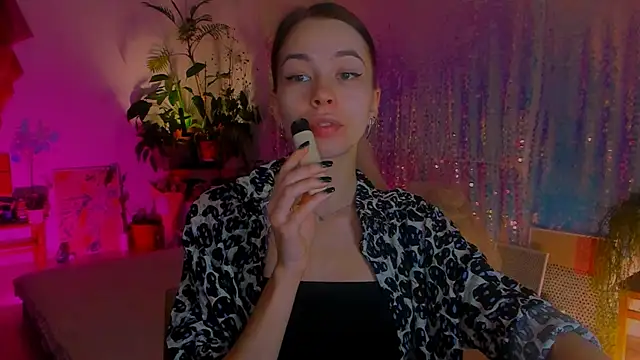 Snapshot of poli__ chatting on January 2025 09:02:01 PM poli online show from January 2025 09:02:01 PM