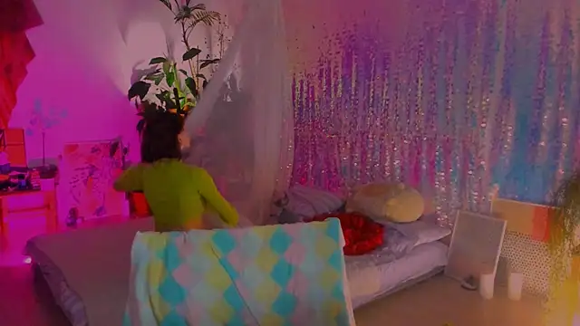 Snapshot of poli__ chatting on January 2025 05:32:01 PM poli online show from January 2025 05:32:01 PM