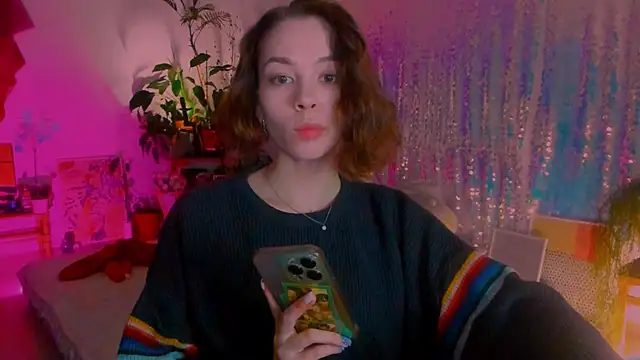 Snapshot of poli__ chatting on January 2025 08:42:01 PM poli online show from January 2025 08:42:01 PM