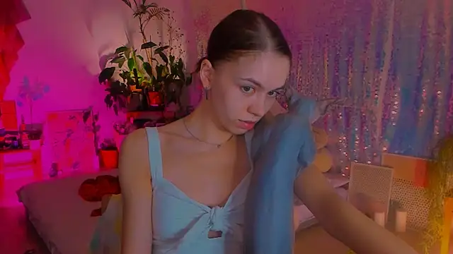 Snapshot of poli__ chatting on January 2025 10:13:02 PM poli online show from January 2025 10:13:02 PM