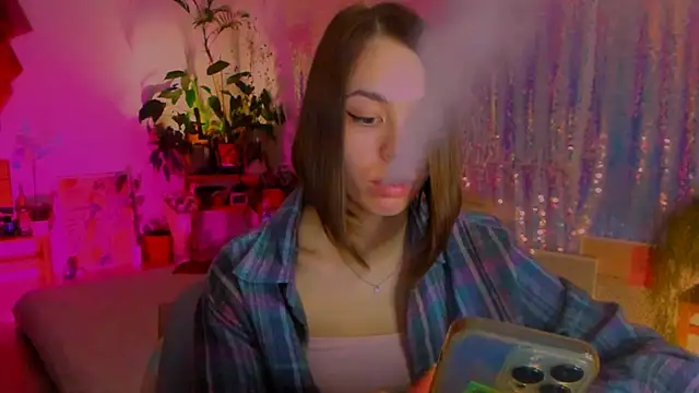 Snapshot of poli__ chatting on January 2025 02:21:01 PM poli online show from January 2025 02:21:01 PM