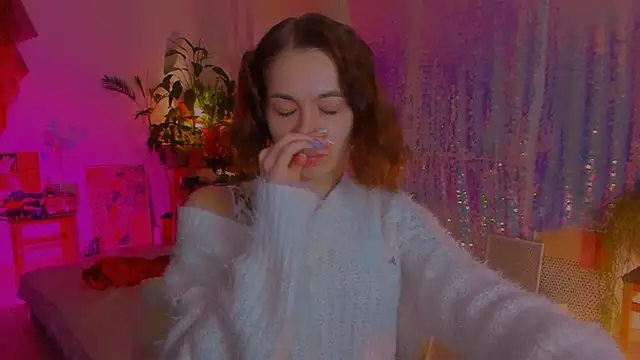 Snapshot of poli__ chatting on February 2025 12:06:01 AM poli online show from February 2025 12:06:01 AM