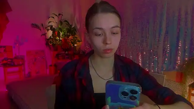 Snapshot of poli__ chatting on February 2025 05:25:02 PM poli online show from February 2025 05:25:02 PM