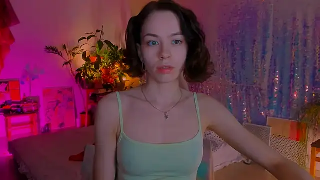 Snapshot of poli__ chatting on March 2025 10:21:01 PM poli online show from March 2025 10:21:01 PM