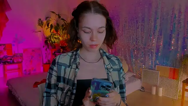 Snapshot of poli__ chatting on March 2025 08:05:01 PM poli online show from March 2025 08:05:01 PM