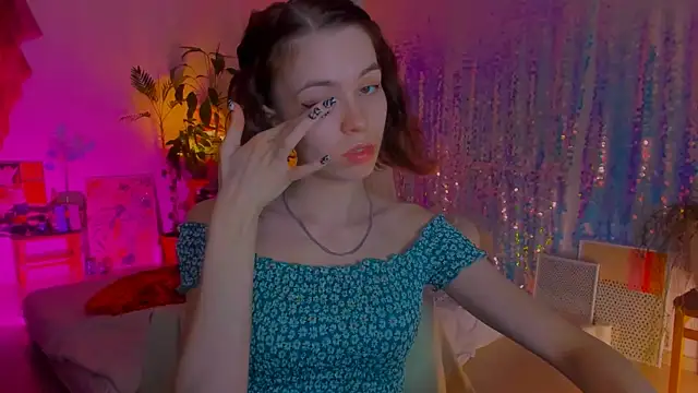 Snapshot of poli__ chatting on March 2025 07:49:02 PM poli online show from March 2025 07:49:02 PM