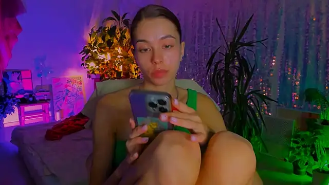 Snapshot of poli__ chatting on September 2025 06:08:01 PM poli online show from September 2025 06:08:01 PM