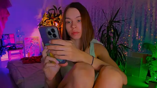 Snapshot of poli__ chatting on September 2025 06:10:01 PM poli online show from September 2025 06:10:01 PM