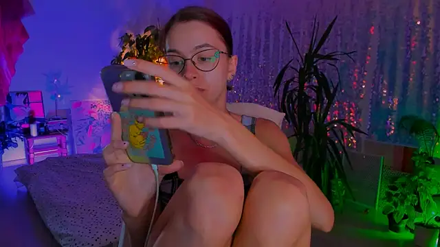 Snapshot of poli__ chatting on September 2025 09:01:01 AM poli online show from September 2025 09:01:01 AM