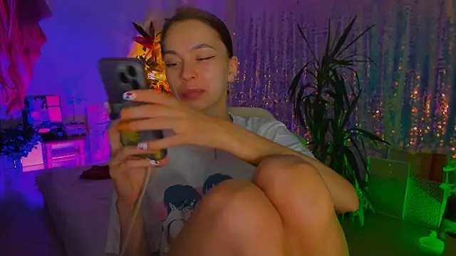 Snapshot of poli__ chatting on October 2025 08:35:01 PM poli online show from October 2025 08:35:01 PM