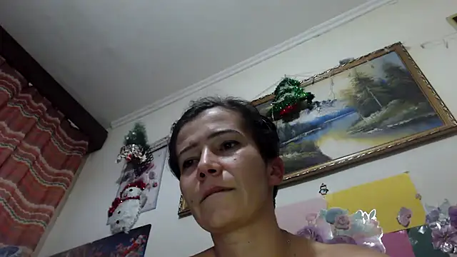 Snapshot of EllyseJenner chatting on October 2025 07:26:01 PM EllyseJenner online show from October 2025 07:26:01 PM