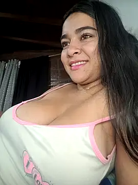 Snapshot of alison_villalobo chatting on April 2026 01:58:02 AM alison villalobo online show from April 2026 01:58:02 AM