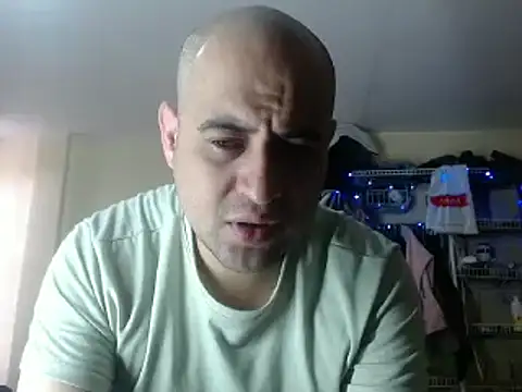 Snapshot of alphaswitchard chatting on January 2025 01:25:02 PM alphaswitchard online show from January 2025 01:25:02 PM