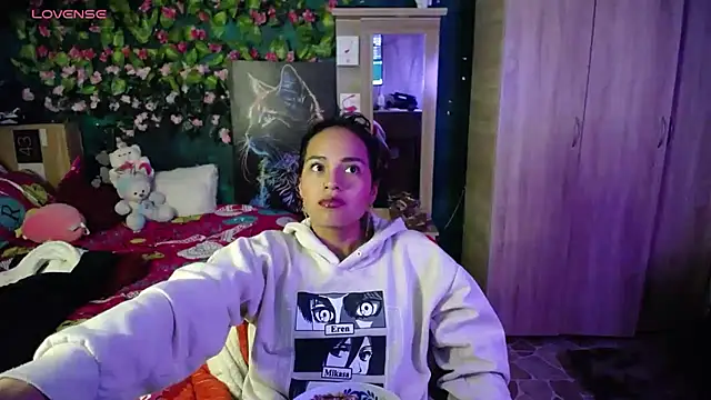 Snapshot of Samara_Beltran chatting on February 2025 02:20:02 AM Samara Beltran online show from February 2025 02:20:02 AM