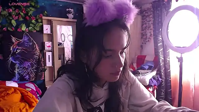 Snapshot of Samara_Beltran chatting on February 2025 04:48:01 PM Samara Beltran online show from February 2025 04:48:01 PM