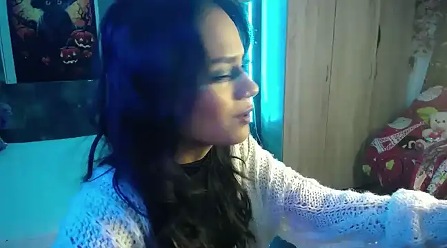 Snapshot of Samara_Beltran chatting on February 2025 05:45:02 AM Samara Beltran online show from February 2025 05:45:02 AM