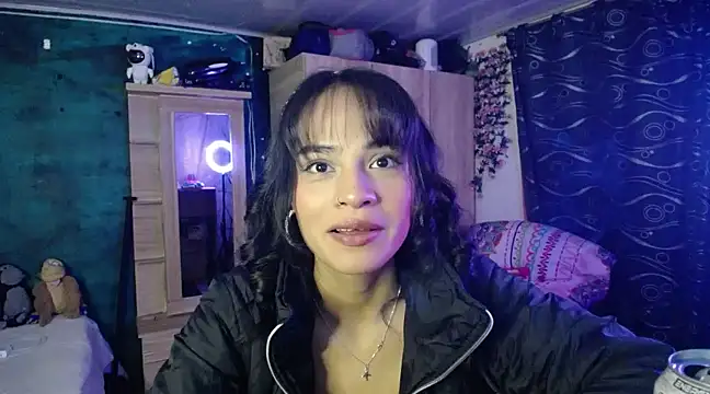 Snapshot of Samara_Beltran chatting on February 2025 02:42:01 AM Samara Beltran online show from February 2025 02:42:01 AM