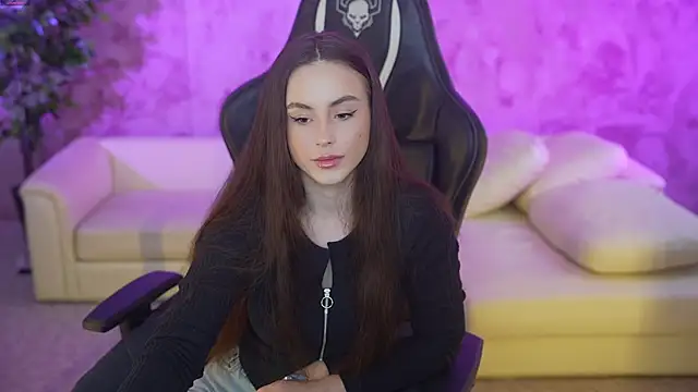 Snapshot of Elice_Dream chatting on March 2025 04:00:02 PM Elice Dream online show from March 2025 04:00:02 PM