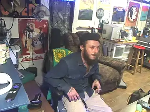 Snapshot of CloudDadddyyy420 chatting on September 2025 05:03:01 PM CloudDadddyyy420 online show from September 2025 05:03:01 PM