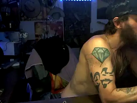 Snapshot of CloudDadddyyy420 chatting on October 2025 07:28:01 AM CloudDadddyyy420 online show from October 2025 07:28:01 AM