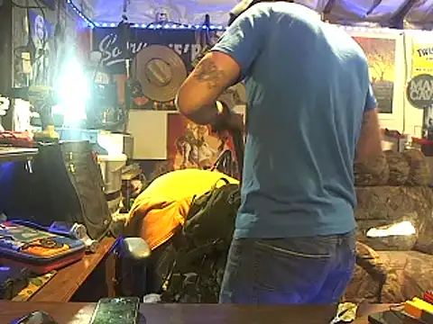 Snapshot of CloudDadddyyy420 chatting on October 2025 05:51:02 AM CloudDadddyyy420 online show from October 2025 05:51:02 AM