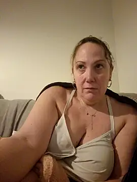 Snapshot of Wisie_Cutie chatting on January 2025 09:57:02 PM Wisie Cutie online show from January 2025 09:57:02 PM