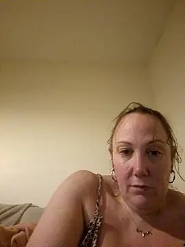 Snapshot of Wisie_Cutie chatting on January 2025 09:39:02 PM Wisie Cutie online show from January 2025 09:39:02 PM
