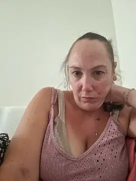 Snapshot of Wisie_Cutie chatting on September 2025 03:11:01 PM Wisie Cutie online show from September 2025 03:11:01 PM