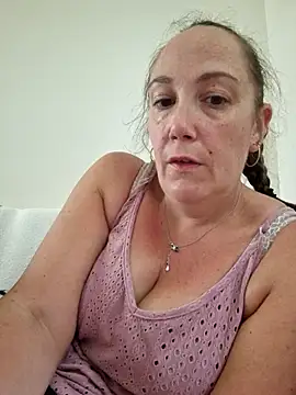 Snapshot of Wisie_Cutie chatting on September 2025 03:12:02 PM Wisie Cutie online show from September 2025 03:12:02 PM