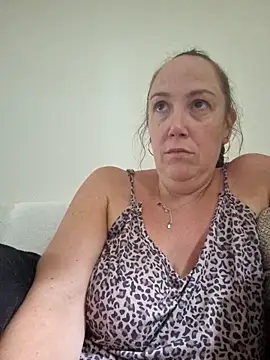 Snapshot of Wisie_Cutie chatting on September 2025 12:27:01 PM Wisie Cutie online show from September 2025 12:27:01 PM