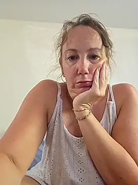 Wisie Cutie online show from June 2026 09:03:01 AM