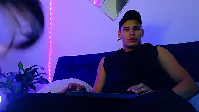 rick03 leto online show from November 2025 03:38:01 AM