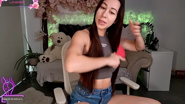 Meliazz online show from January 2025 09:13:01 AM