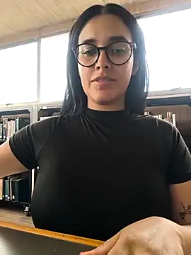 Annya-sweet online show from May 2026 04:15:02 PM