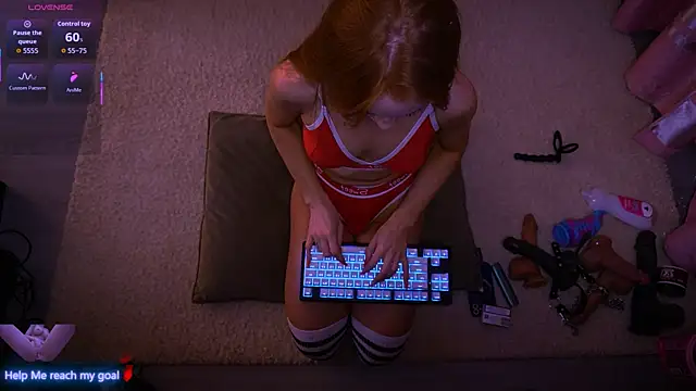 Redhead Shark new online show from June 2026 08:33:01 PM