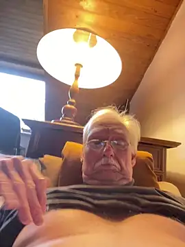 Snapshot of Steffibi1954 chatting on February 2026 12:47:02 PM Steffibi1954 online show from February 2026 12:47:02 PM