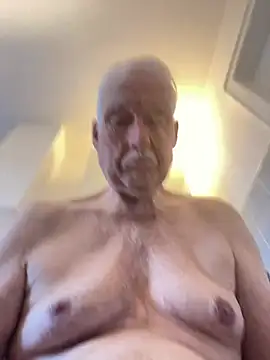 Snapshot of Steffibi1954 chatting on March 2026 10:21:01 AM Steffibi1954 online show from March 2026 10:21:01 AM