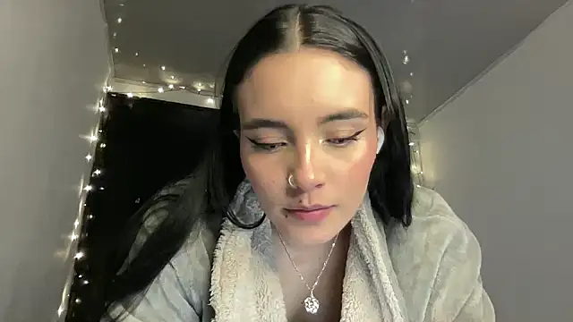 salome polaniiee online show from January 2025 07:51:02 AM