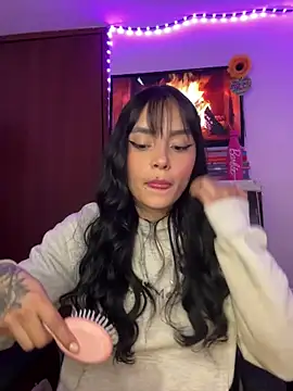 salome polaniiee online show from September 2025 06:06:02 AM