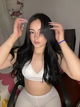 Snapshot of salome_polaniiee chatting on April 2026 06:21:01 AM salome polaniiee online show from April 2026 06:21:01 AM