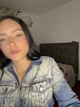 Snapshot of salome_polaniiee chatting on April 2026 05:12:02 AM salome polaniiee online show from April 2026 05:12:02 AM