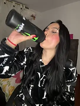 Snapshot of salome_polaniiee chatting on April 2026 05:36:01 AM salome polaniiee online show from April 2026 05:36:01 AM