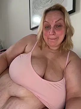 BBW Nora online show from June 2026 08:28:01 AM