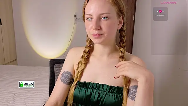 Snapshot of RedFires chatting on March 2026 07:25:02 AM RedFires online show from March 2026 07:25:02 AM