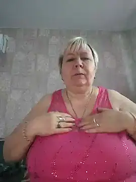 Snapshot of EffectFiona chatting on December 2024 04:17:02 AM EffectFiona online show from December 2024 04:17:02 AM